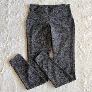 Old Navy Active Go-Dry Heathered Gray Athletic Leggings 7/8 Length Small